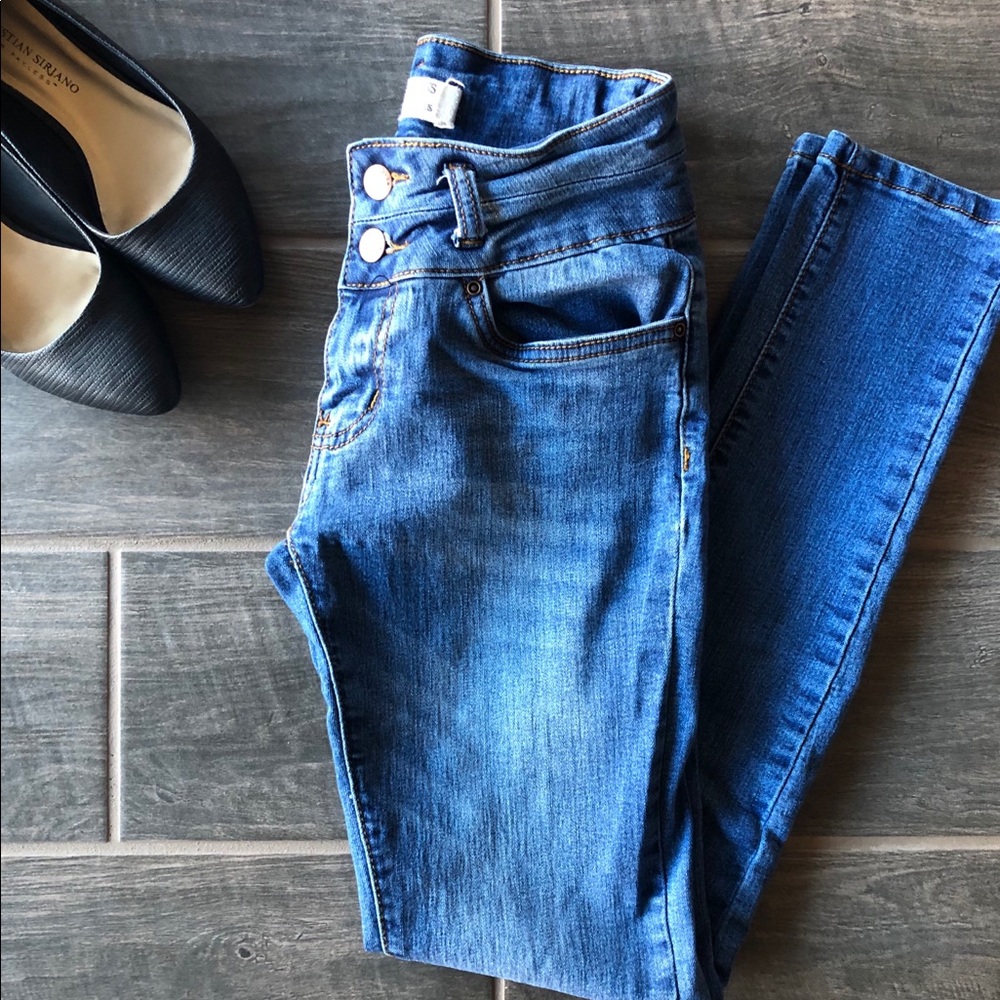 Skinny jeans
